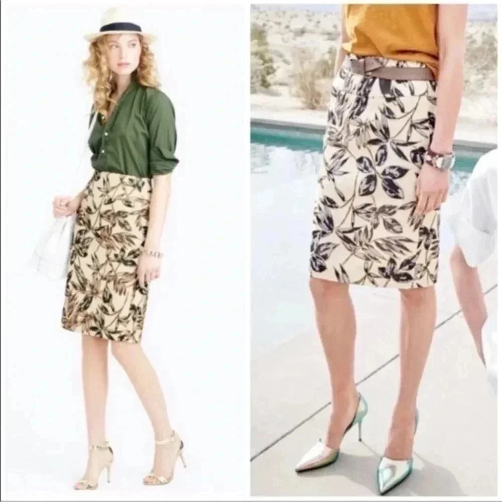 J. Crew Gold Foil Leaf Pencil Skirt Womens Size 0 Cotton Lined Knee Length Cream - Picture 1 of 10